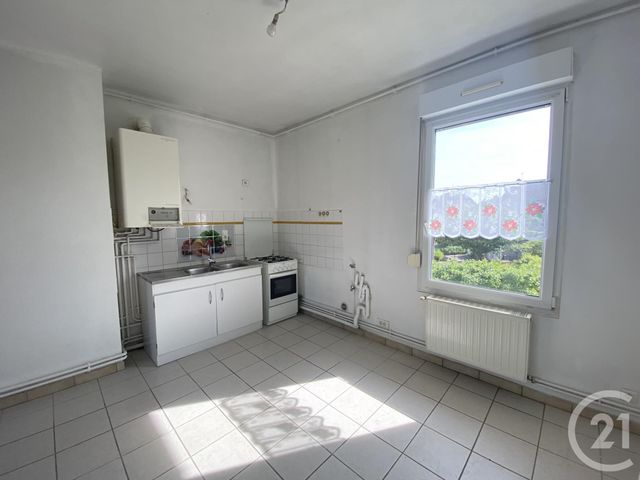 Appartement F4 à vendre - 4 pièces - 65.0 m2 - VITTEL - 88 - LORRAINE - Century 21 Les Portes D'Or